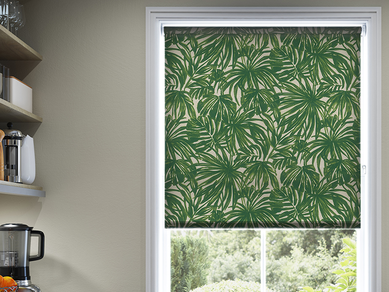 roller-blind-equatorial-bay-room